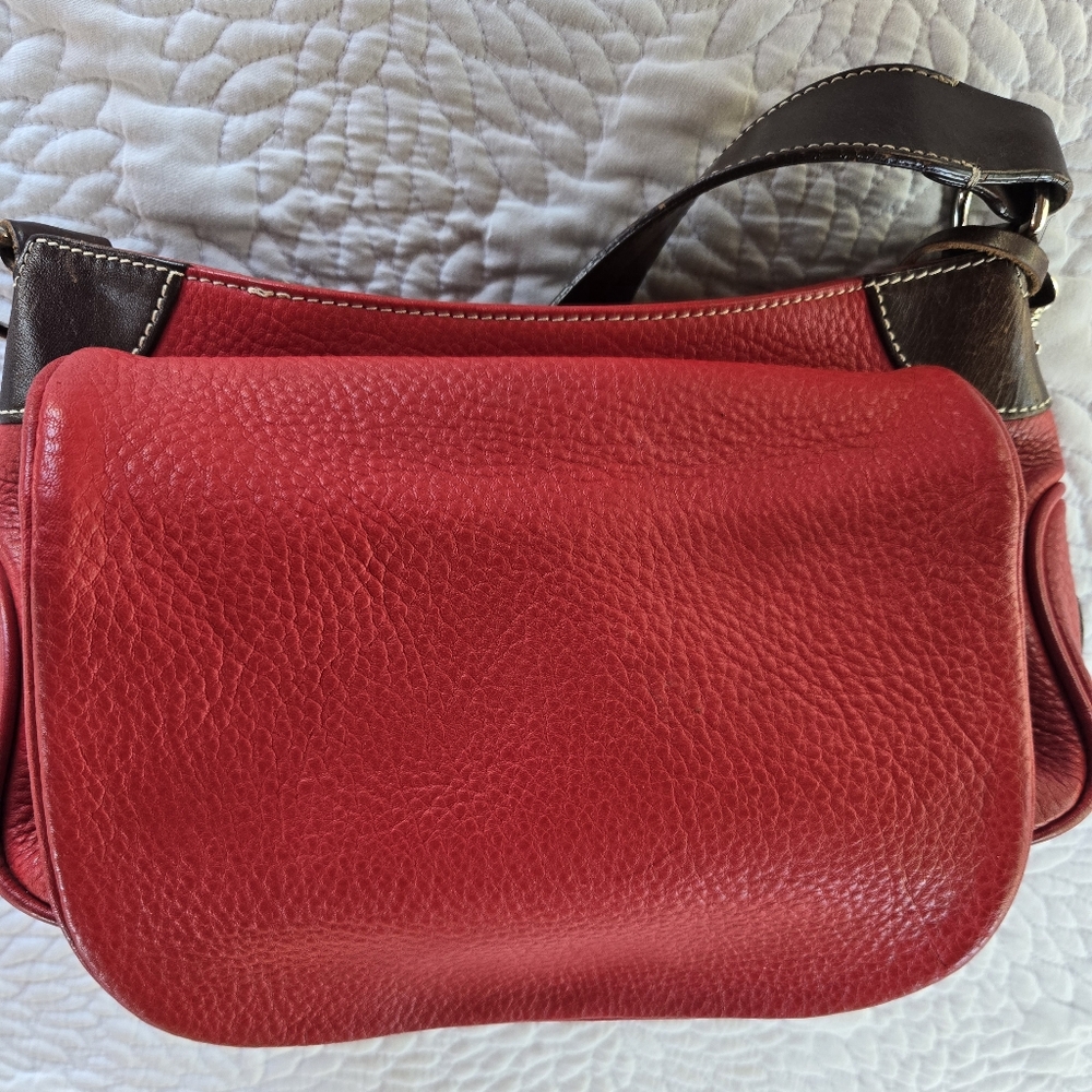 Vintage Classic Dooney & Bourke Red Leather Shoulder Bag Brown Trim - Picture 7 of 15